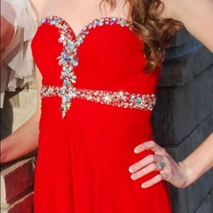 TONY BOWLS  size 4 GOWN Full Length RED GORGEOUS!